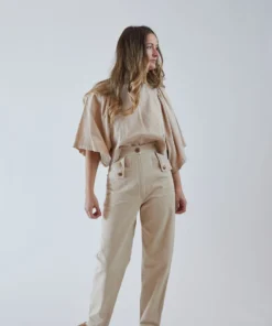 Beatrice Valenzuela Babouche Nude