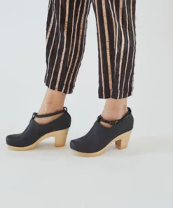 No.6 Classic Strap Clog On High Heel Black