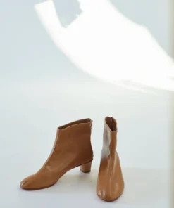 Martiniano High Leone Camel