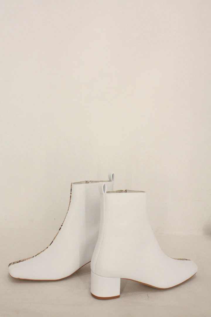 Nomia Shoes Teo Boot White/Beige Snake 5 Nomia Shoes Teo Boot White/Beige Snake