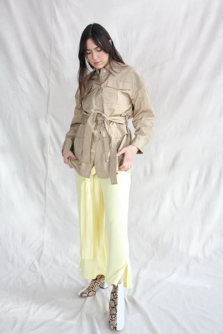 Rodebjer New Arrivals Luci Nylon Jacket Smoky Taupe 4 Rodebjer New Arrivals Luci Nylon Jacket Smoky Taupe