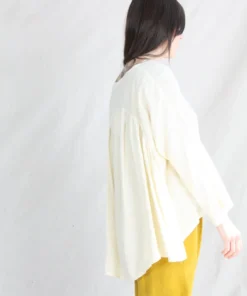 Black Crane Petal Top Cream