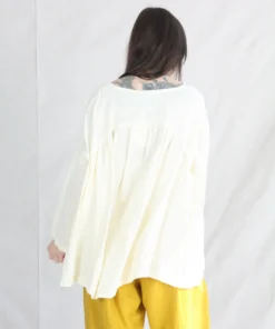 Black Crane Petal Top Cream