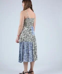 Wray Dresses Smocked Dress Graphic Abstract Animal