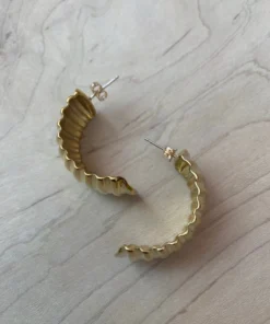 Pari Desai Ripple Earring Jewelry